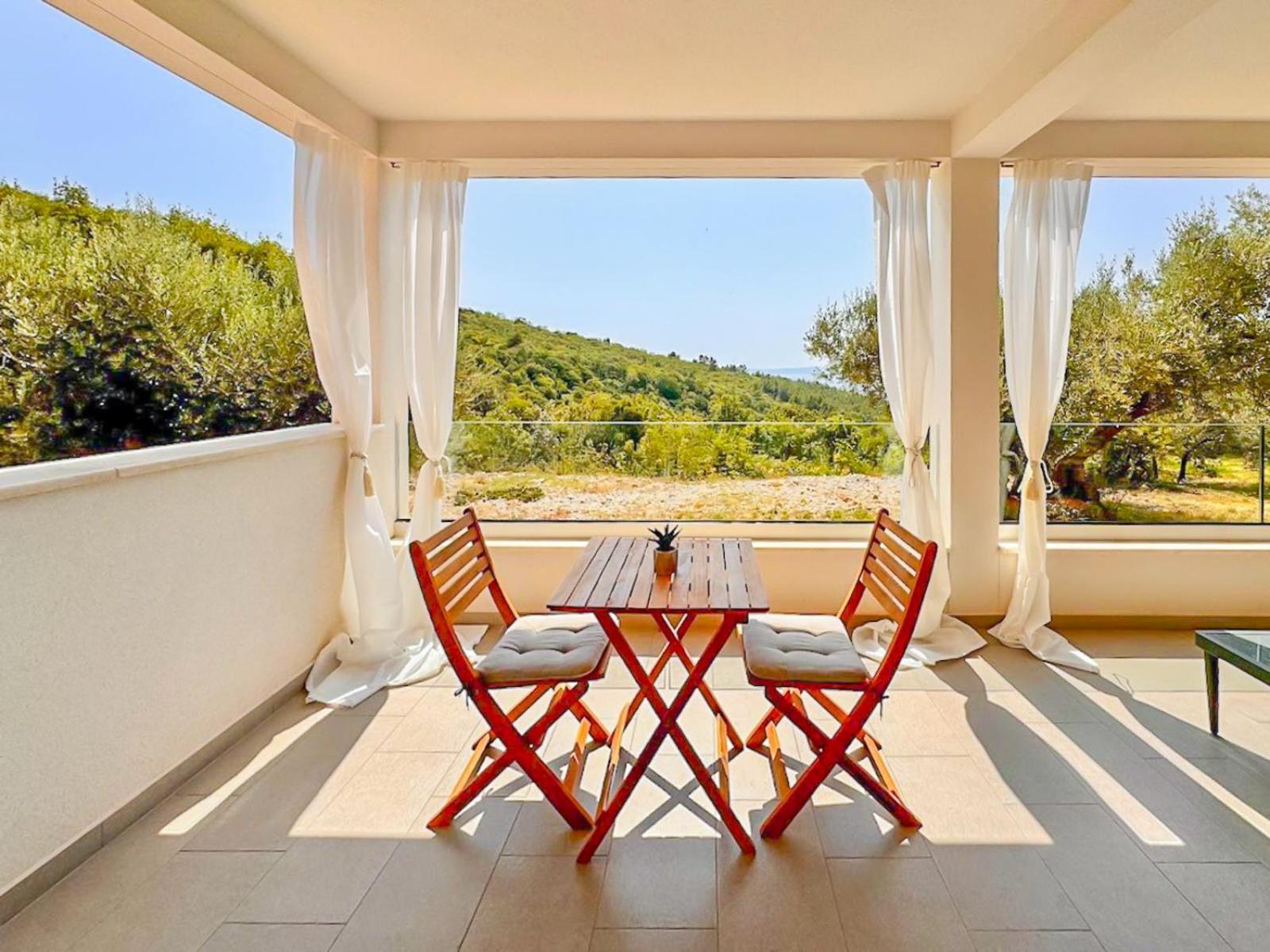 Studio Vesna With A Terrace And Sea View Rabac Eksteriør bilde